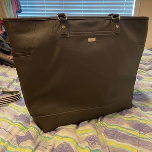 Thirty-One Fashion Editor in Charcoal